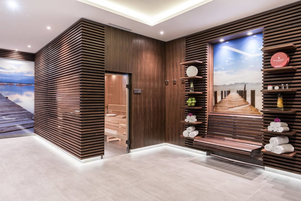 Munich Airport Marriott Hotel 3/80