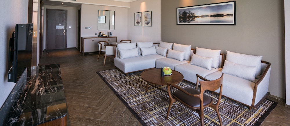 Forest City Golf Hotel 22/50