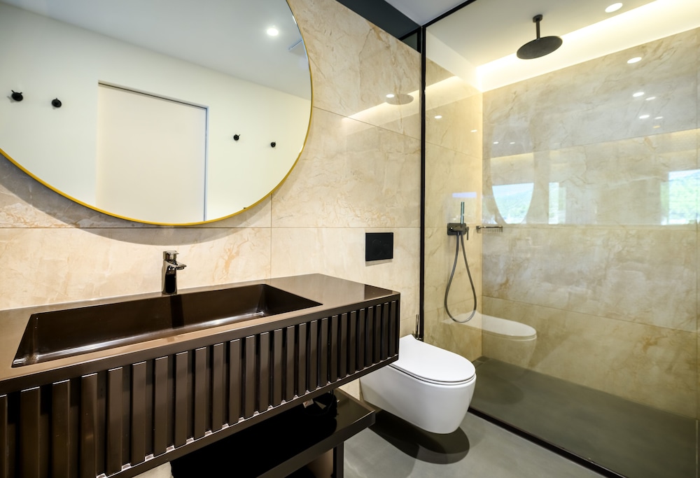 Marinus Beach Hotel 53/56