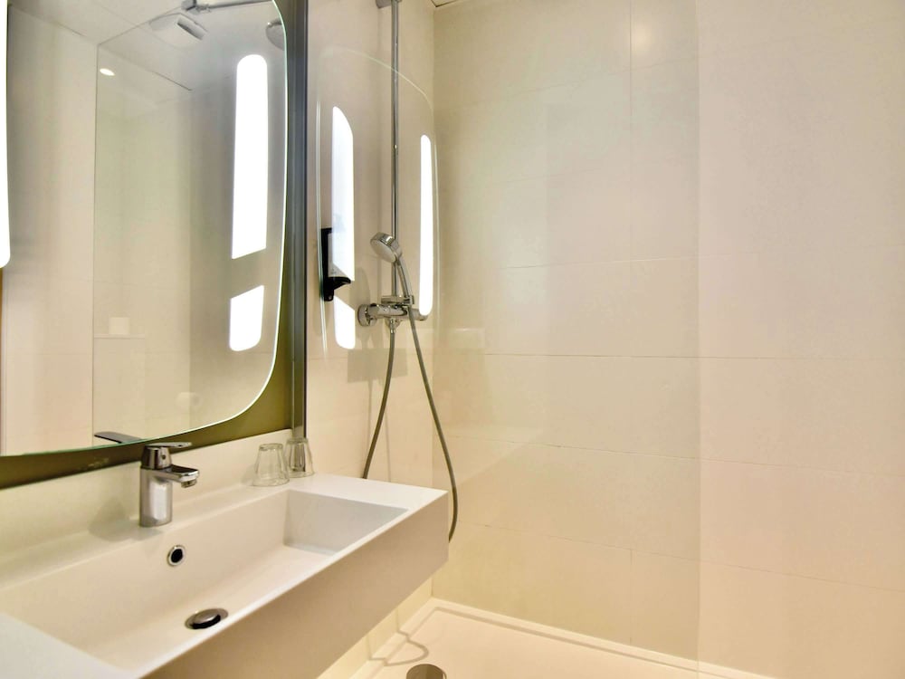 Ibis Nantes Saint Herblain 72/73