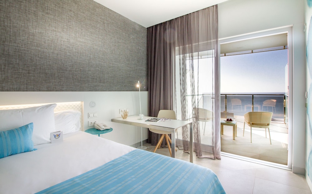 ESTIMAR Calpe Suitopia 3 & three 6/33