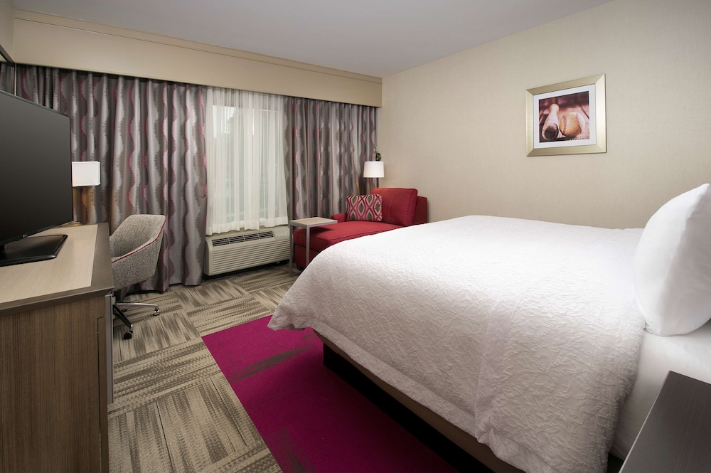 Hampton Inn Louisville East Hurstbourne Ky 17/56