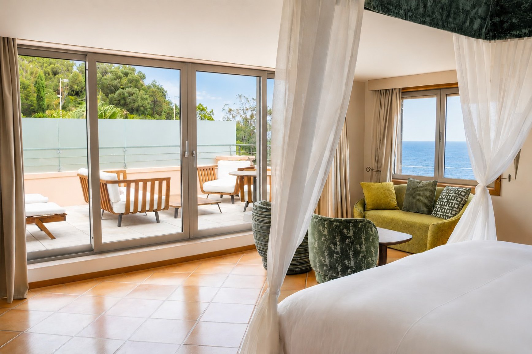 Miramar Beach Hotel 16/79