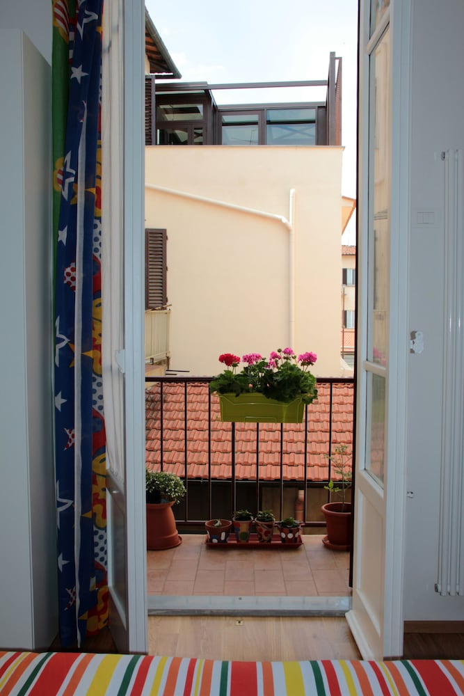 Zip B&B In Florence 2/40