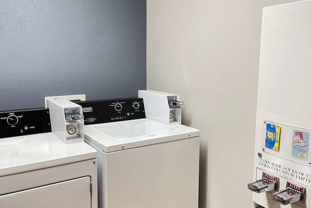 Microtel Inn & Suites By Wyndham Michigan City 21/34