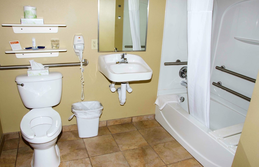 Candlewood Suites Columbus Fort Benning 73/75