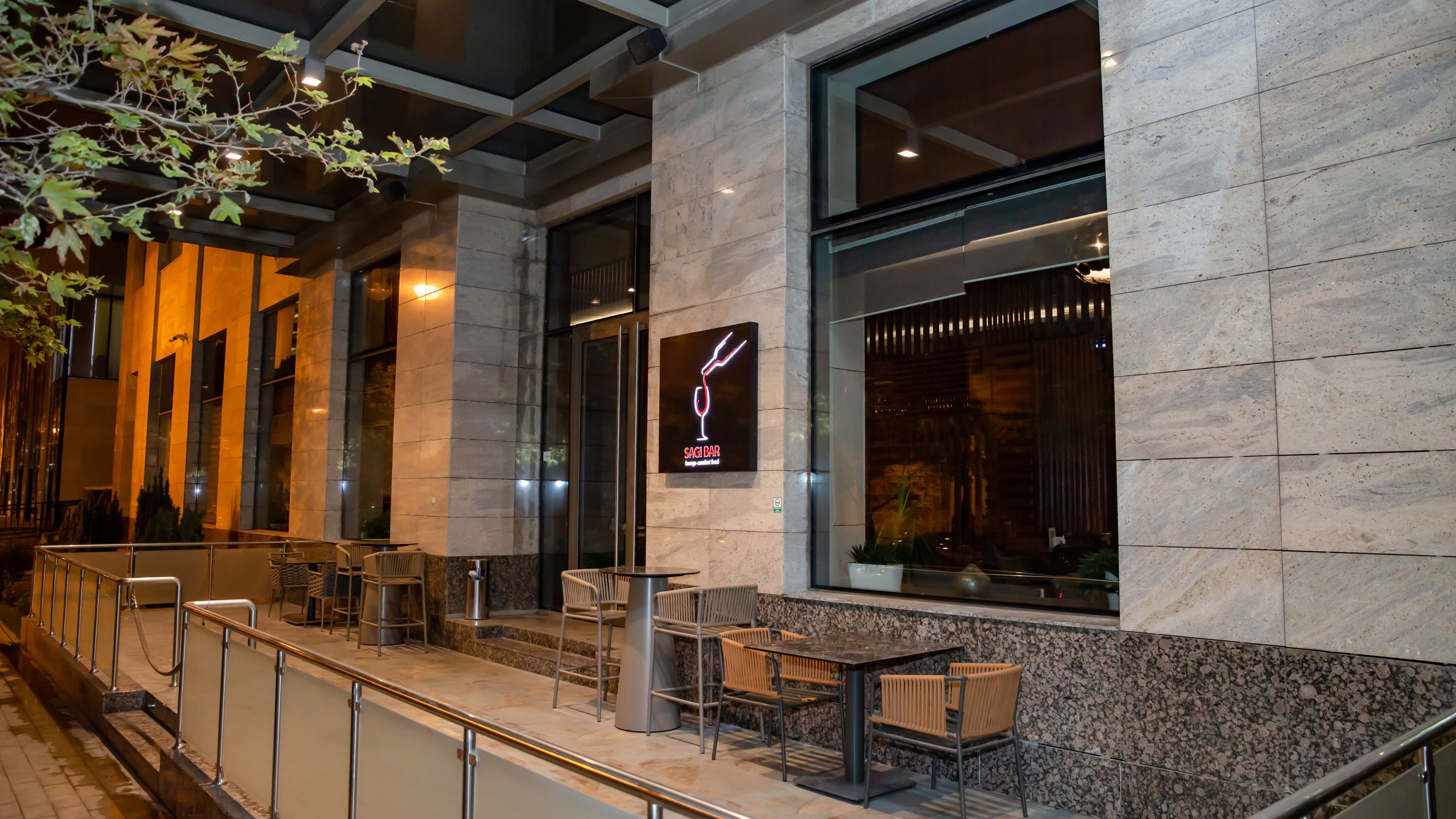 Holiday Inn Baku 9/59