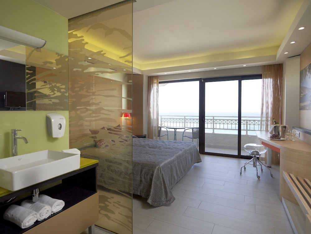 Esperos Mare Resort & Spa 27/91