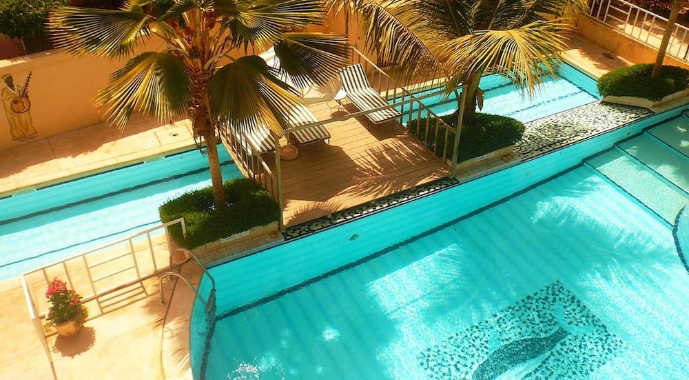 Minotel Les Flamboyants 22/50