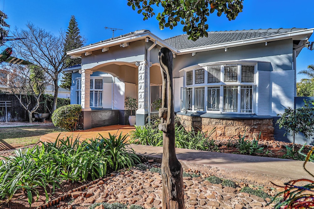 Sunbury Bed and Breakfast 2/36