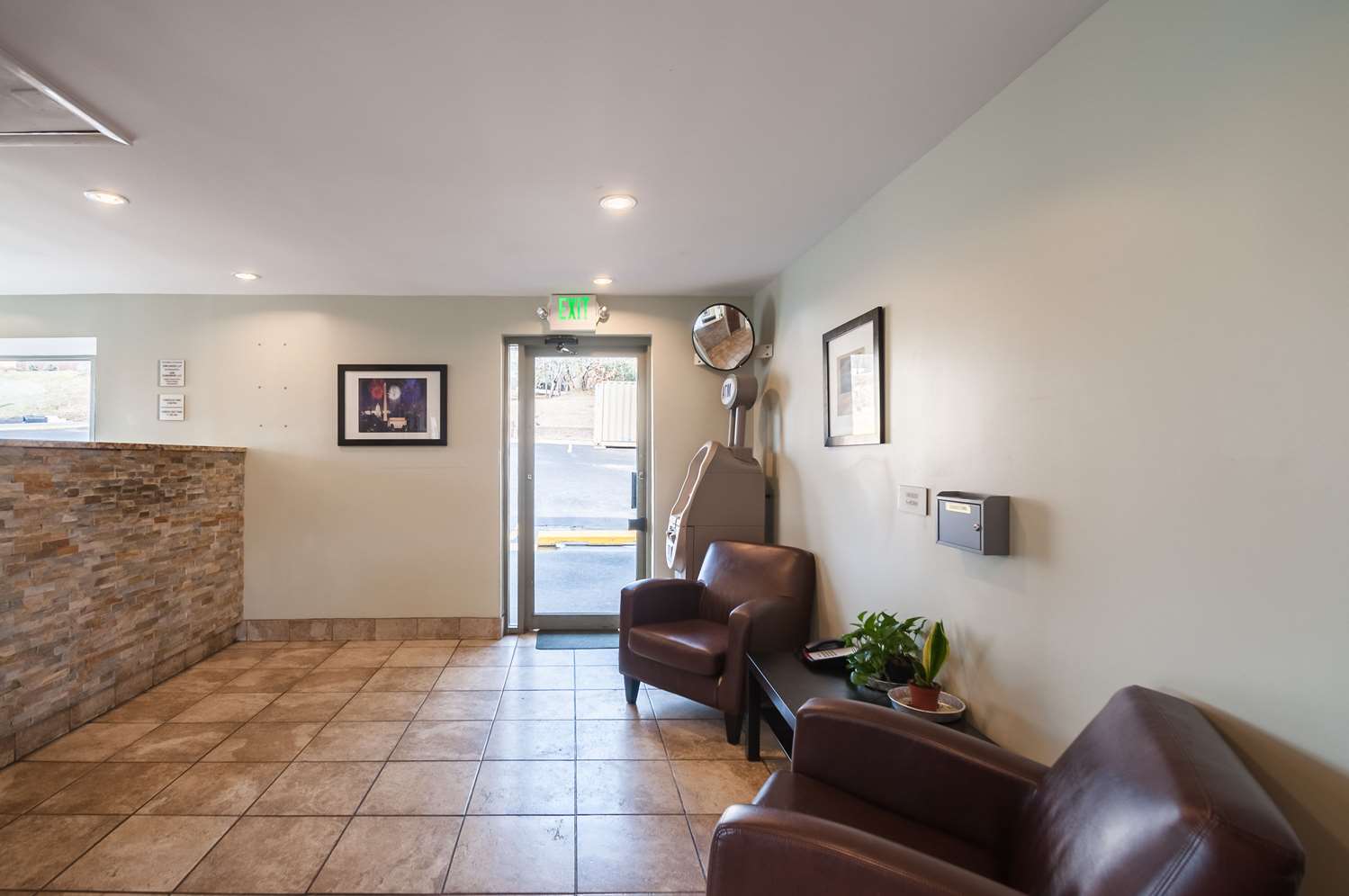 Econo Lodge Elkridge near Arundel Mills MD 20/27