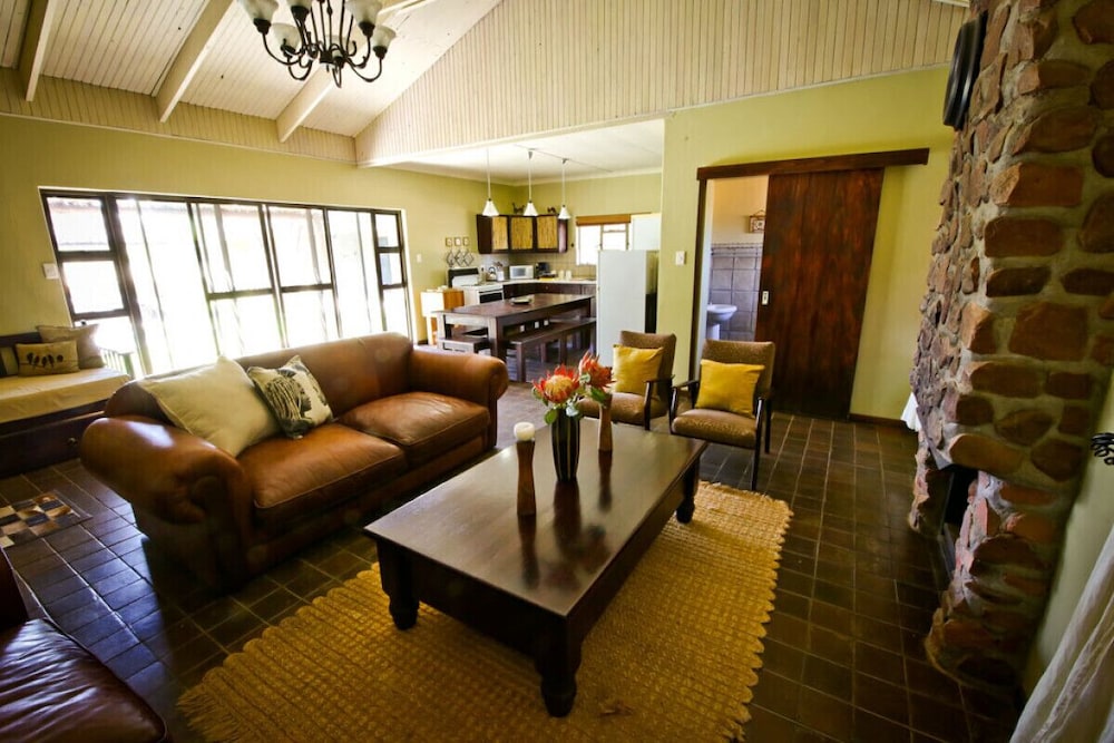 Otjiwa Lodge Namibia 26/50