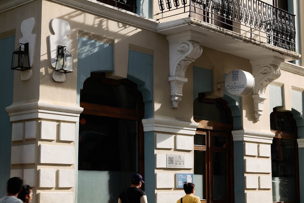 El Colonial - Adults Only 3/50
