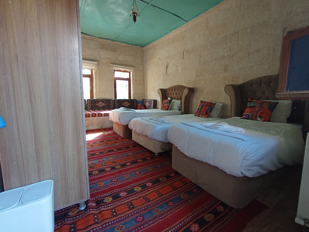 Sandik Cave Hotel 13/50