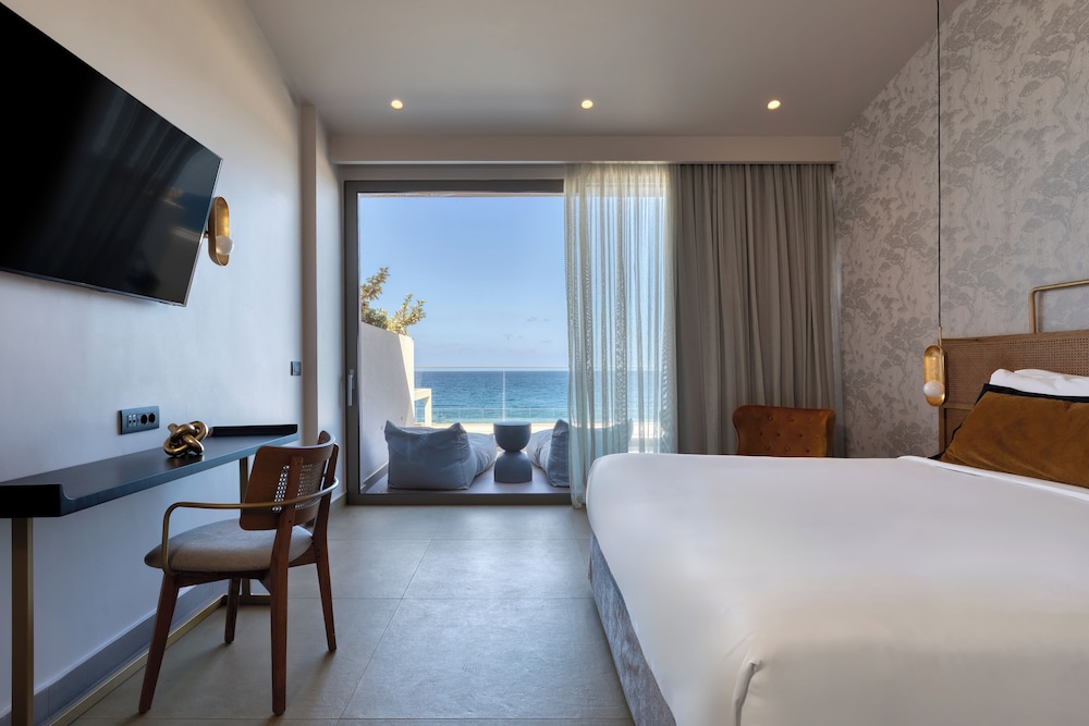 Castelo Boutique Suites by the sea 32/76
