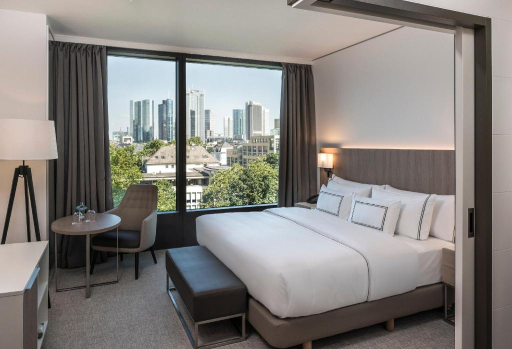 The Level, Premium, Single Bed, Skyline View