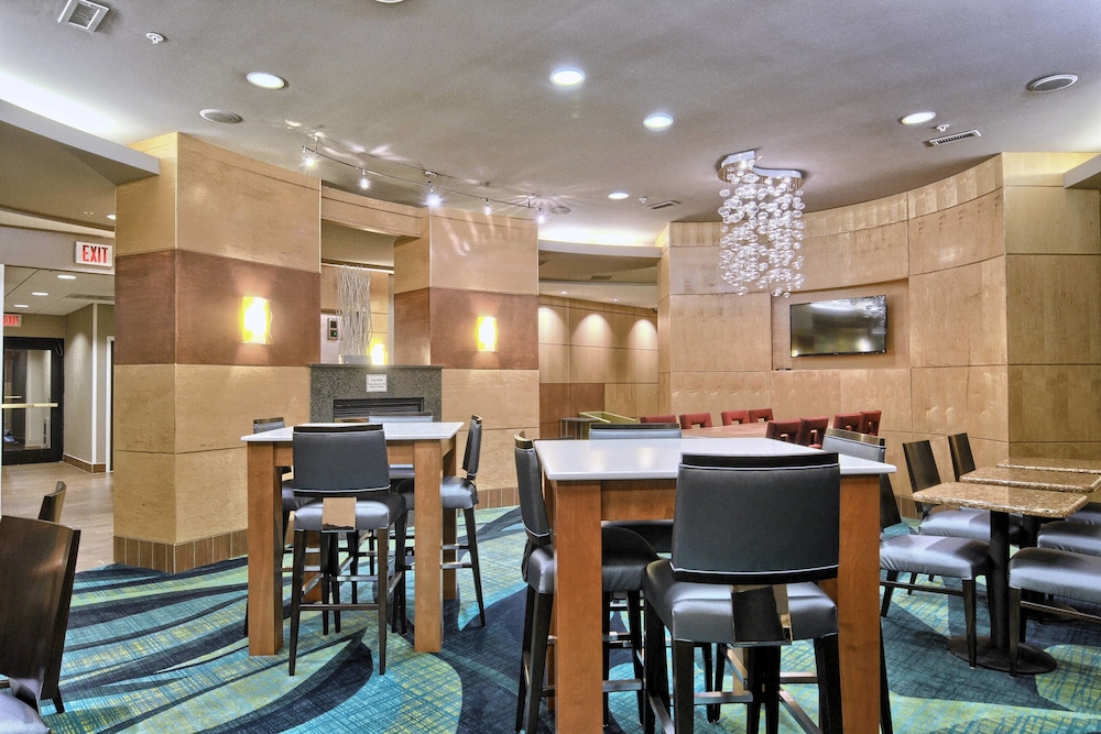 Springhill Suites Detroit Southfield 38/56