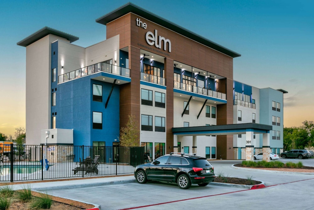 The Elm, a Ramada by Wyndham 55/65