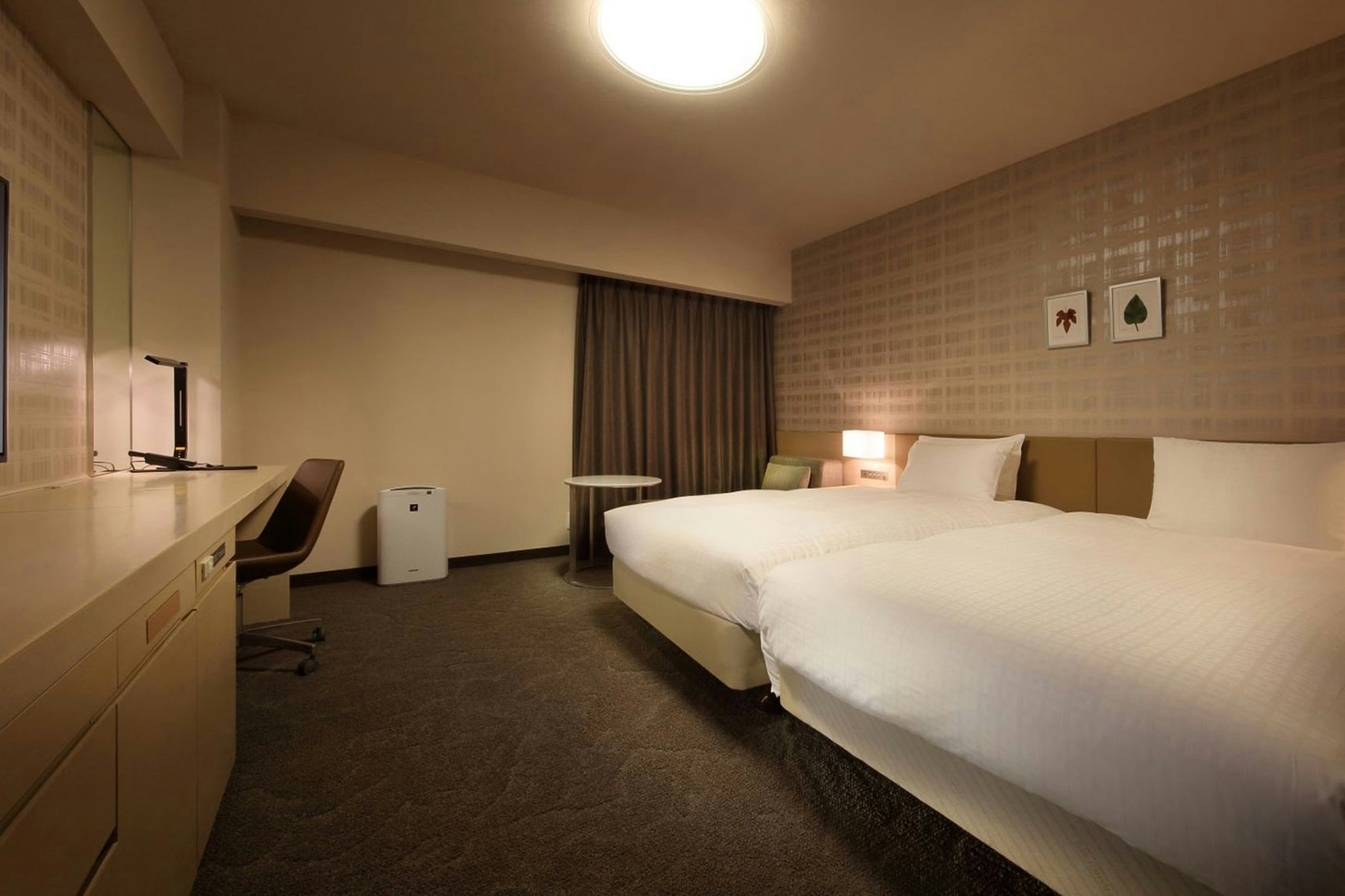 Hollywood, Single, Twin Beds, Smoking