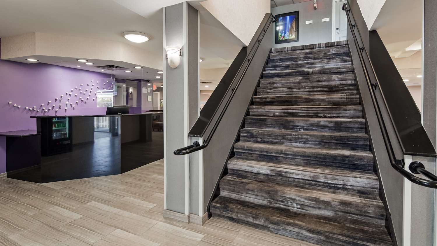 Best Western Paramus Hotel & Suites 18/35