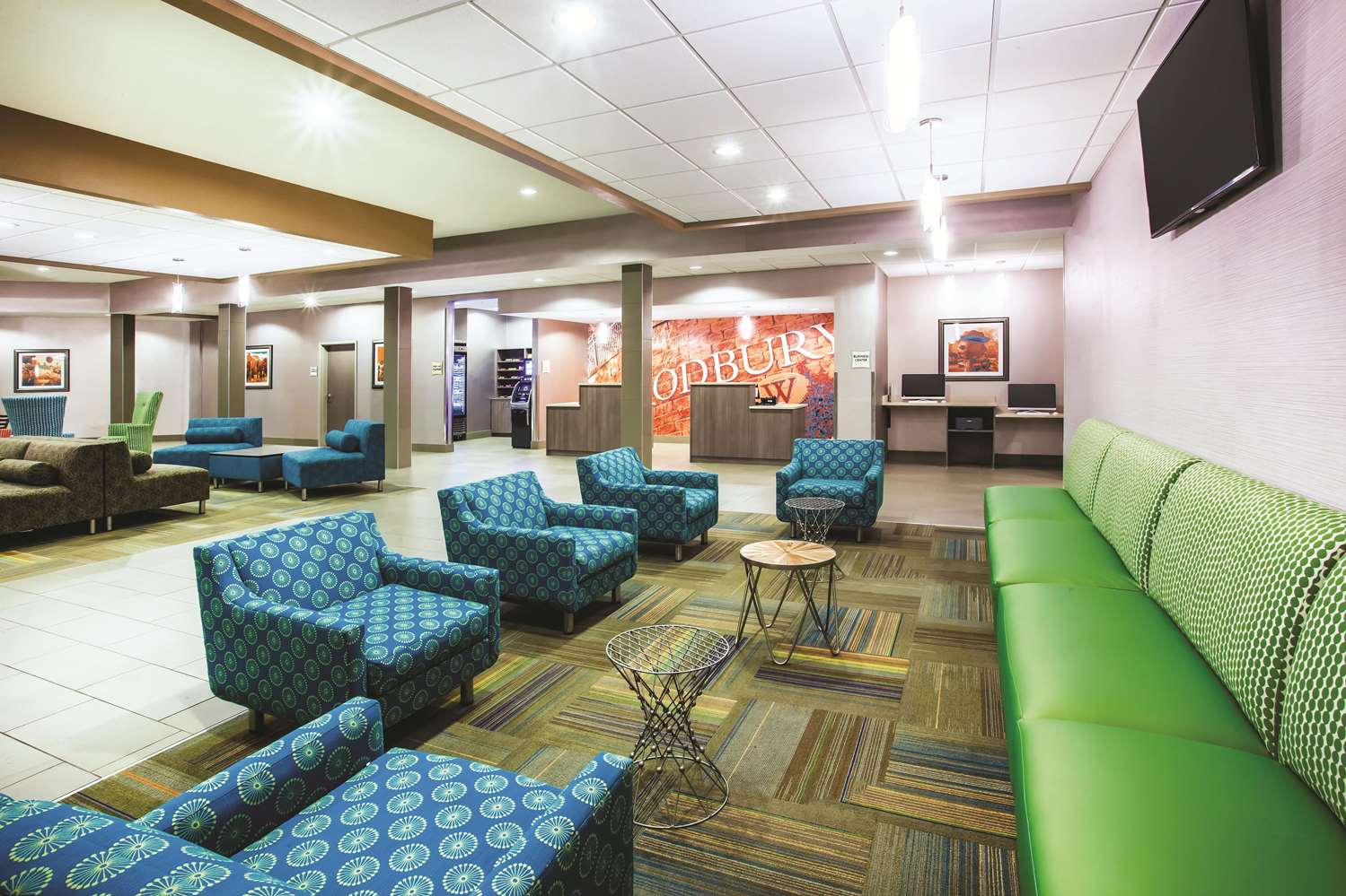 La Quinta Inn & Suites by Wyndham St. Paul-Woodbury 23/46