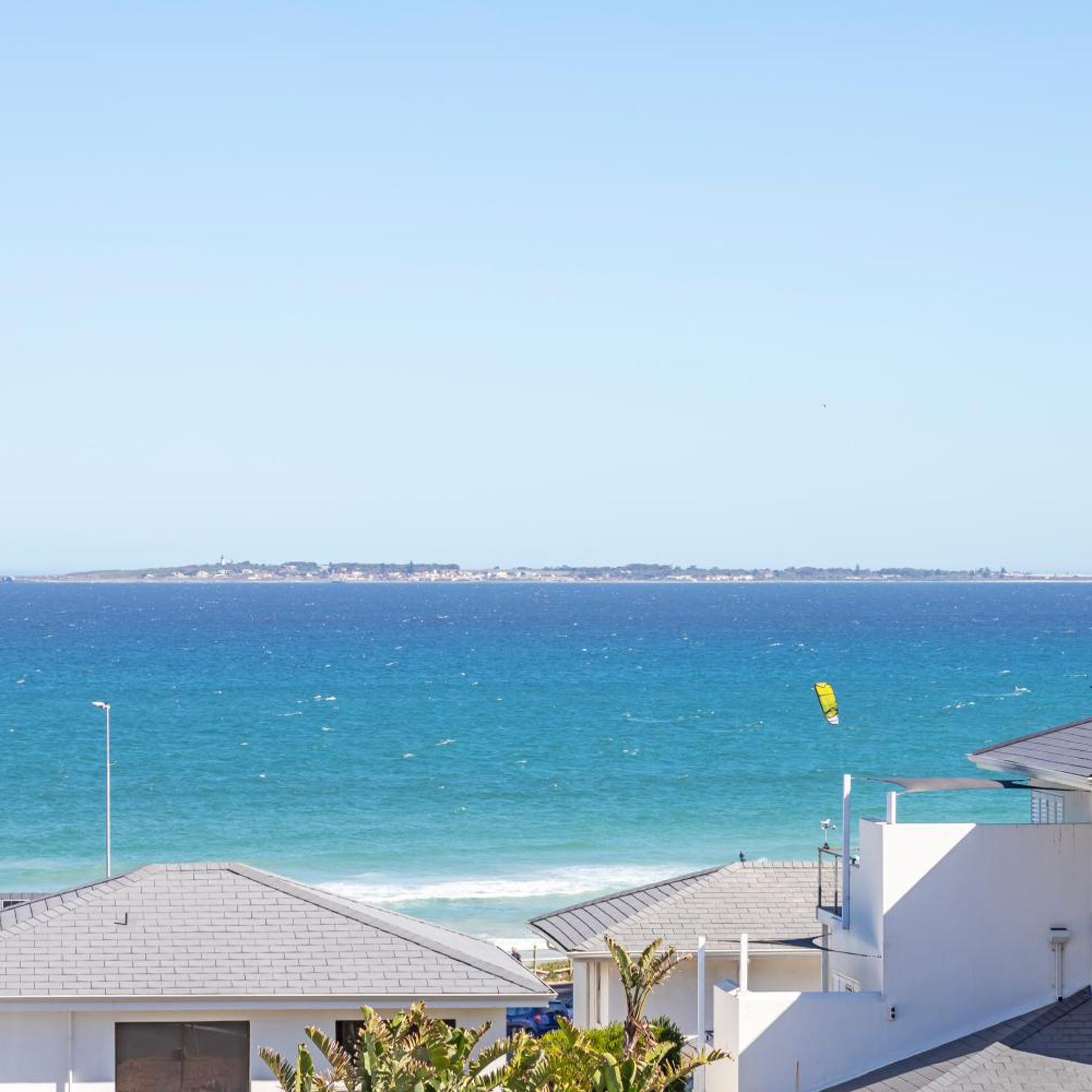 Sea Breeze Apartments 30/35