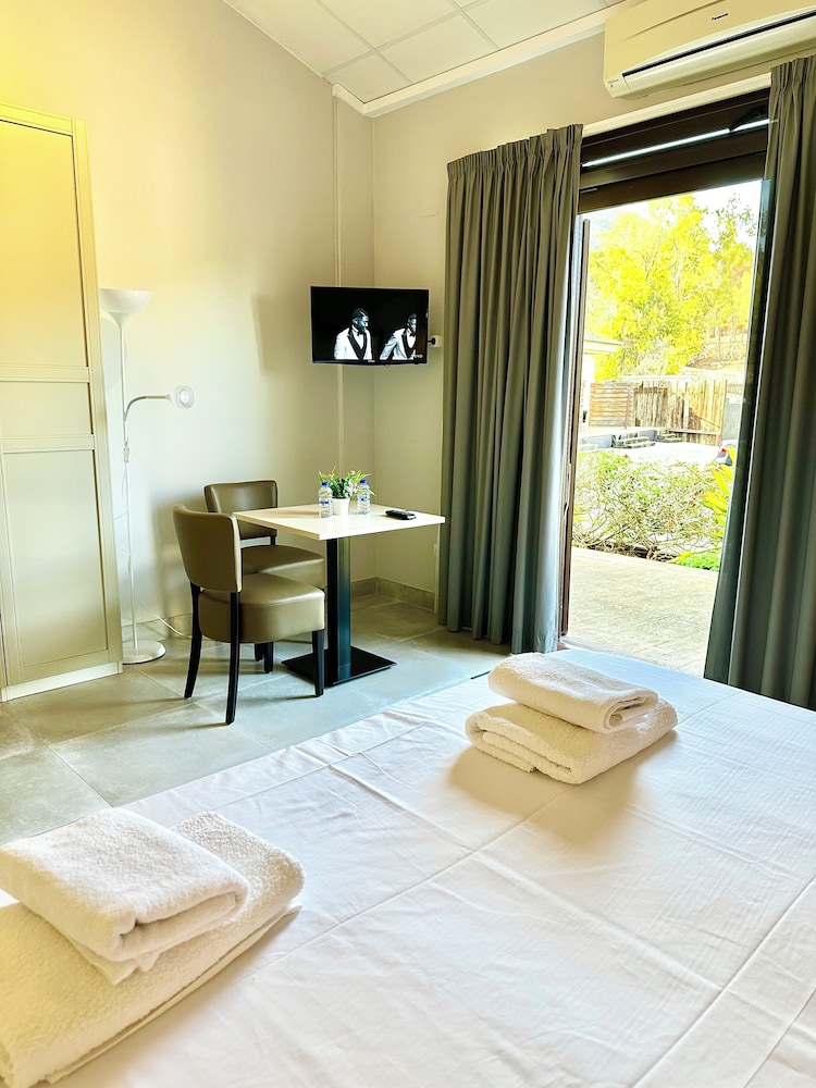 Hostal Xabina 16/50