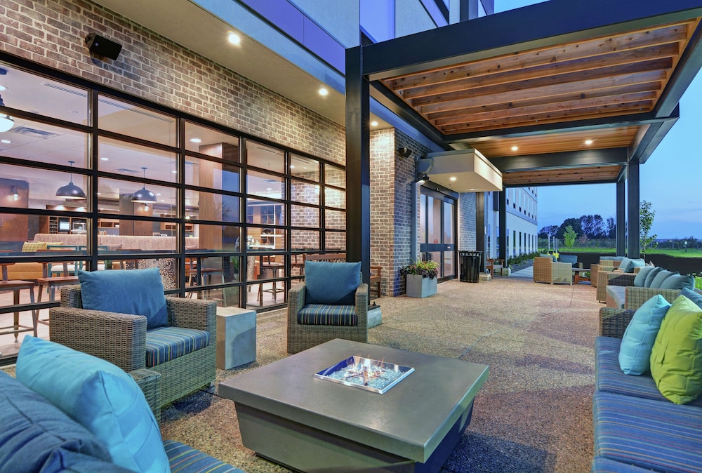 Home2 Suites By Hilton Bettendorf Quad Cities Ia 37/49