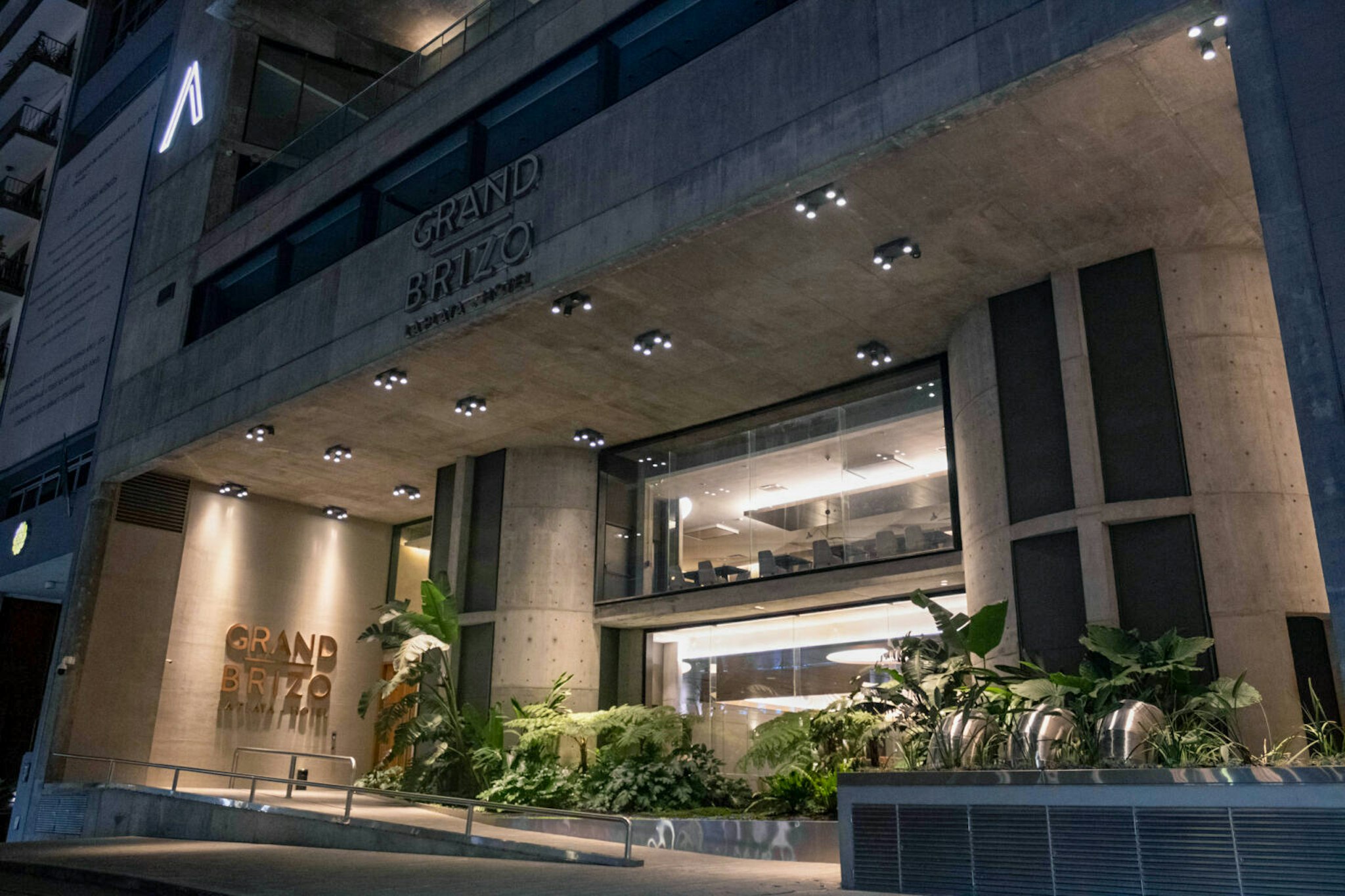 Hotel Grand Brizo La Plata 5/77