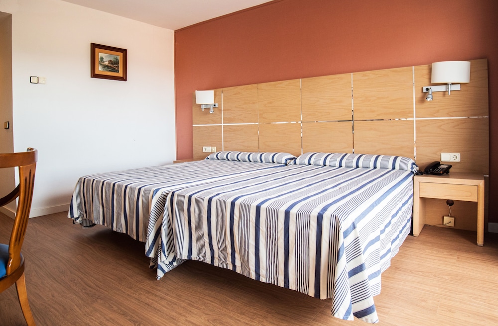 Mar Hotels Paguera and Spa 33/70