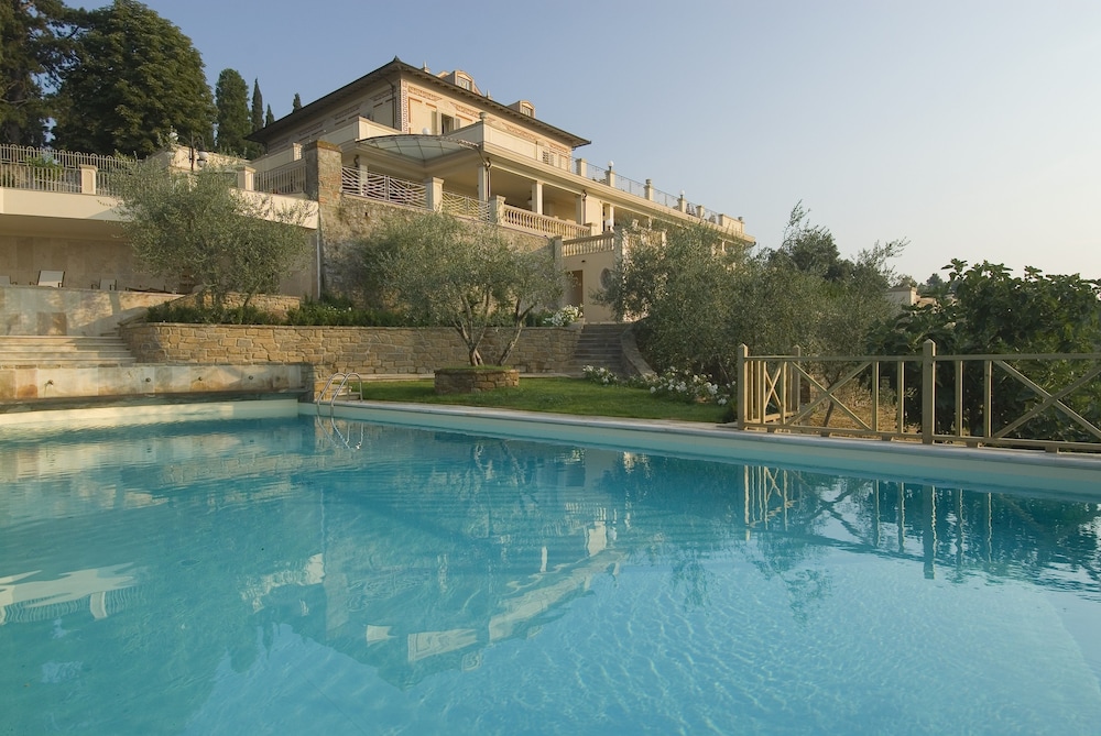 VILLA LA BORGHETTA RESORT 4/46