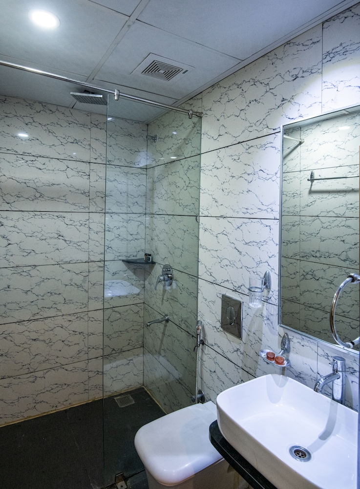 M Square Hotel 39/40