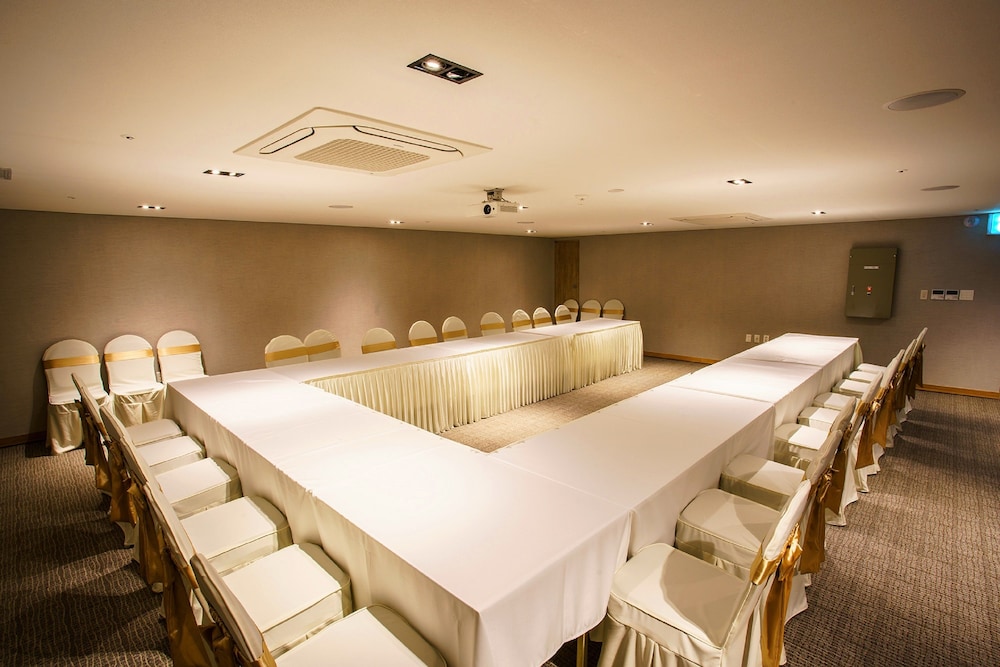 Utop Ubless Hotel Jeju 38/50