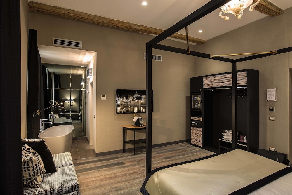 Colonna Suite 43/78