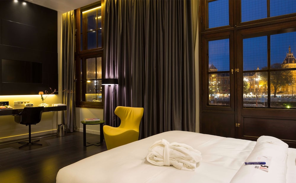 Art Otel Amsterdam 41/71