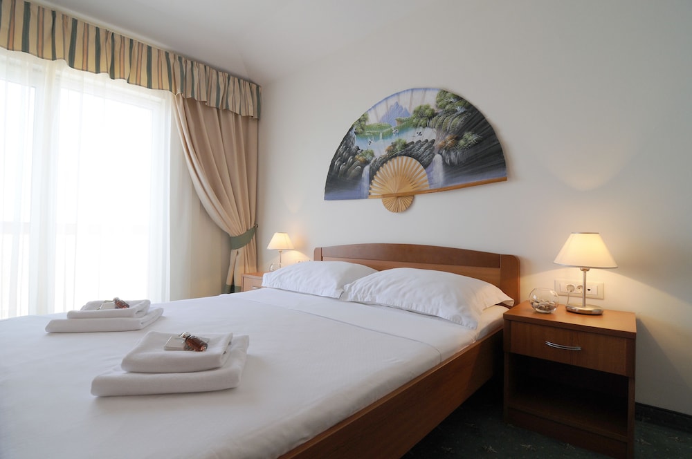 Hotel Rosina 6/34