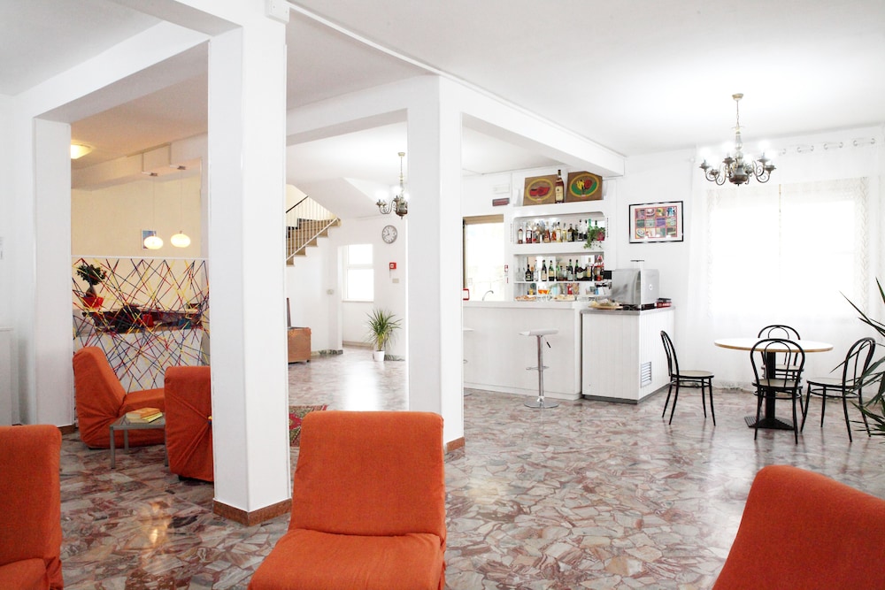 LAGOMAGGIO HOTEL 41/46