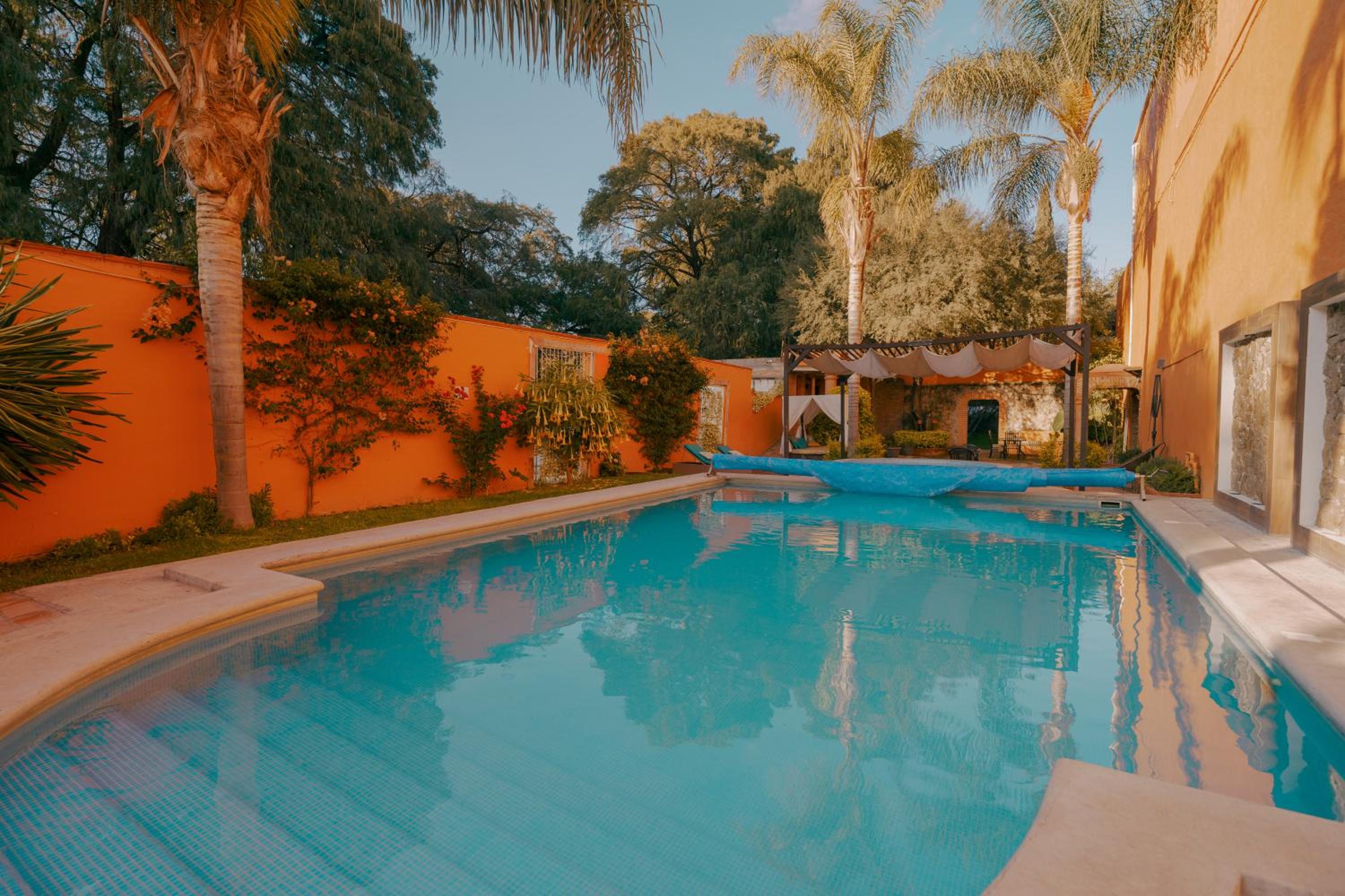 Suites Paraiso TX 25/50
