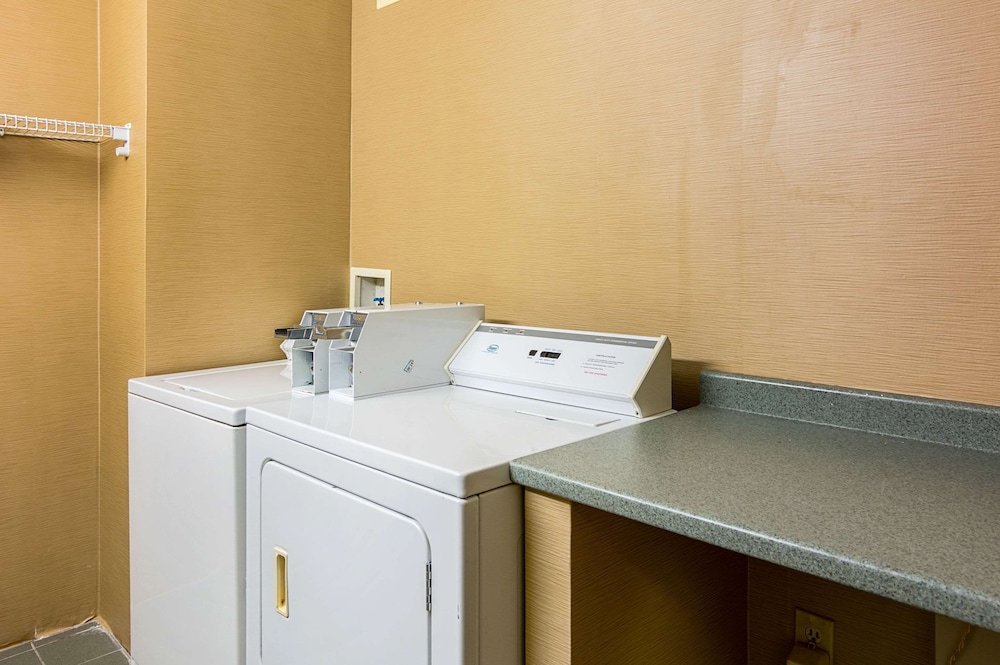 Comfort Inn Herndon Reston 15/32