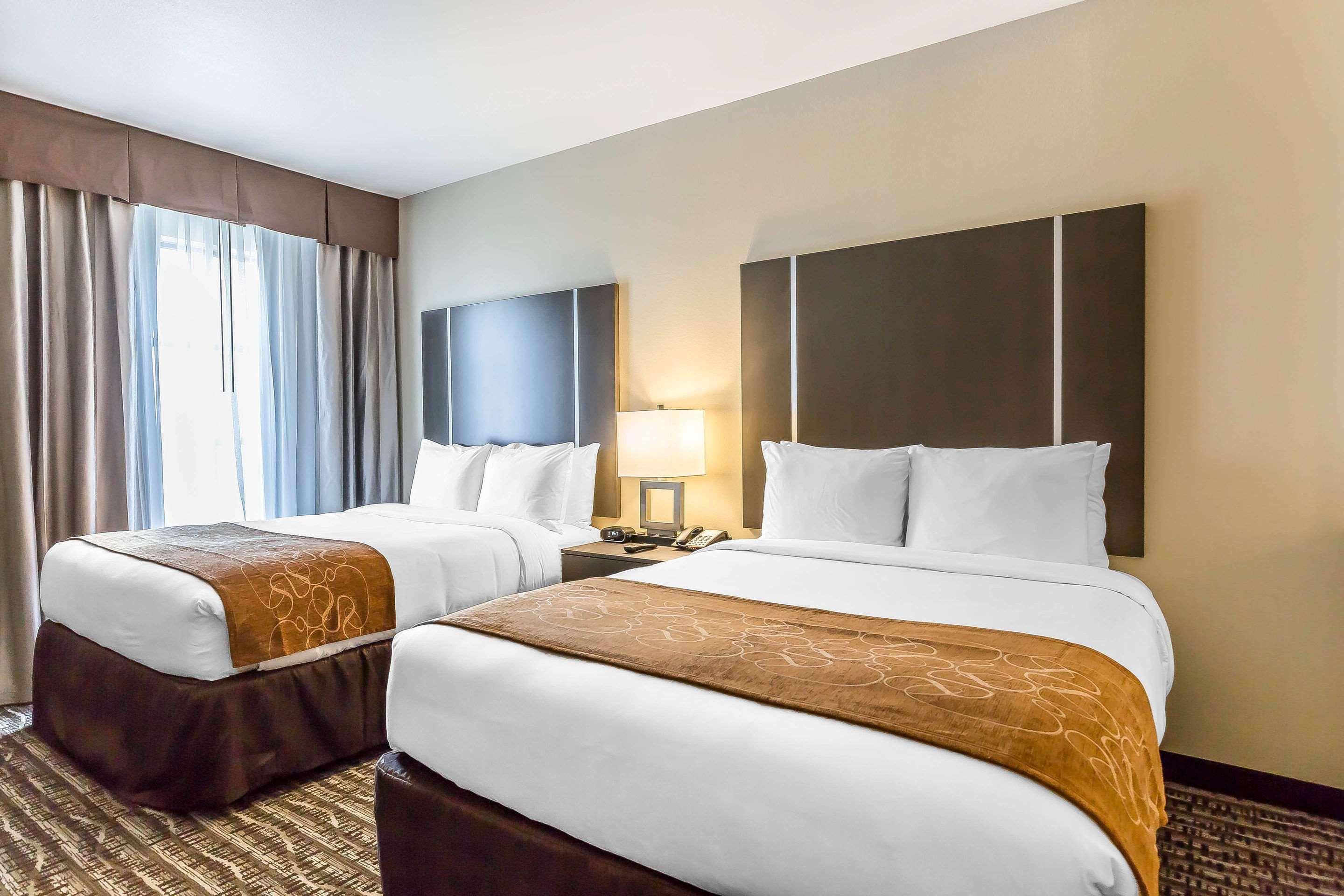 UPGRADE, SUITE, 2 QUEEN BEDS