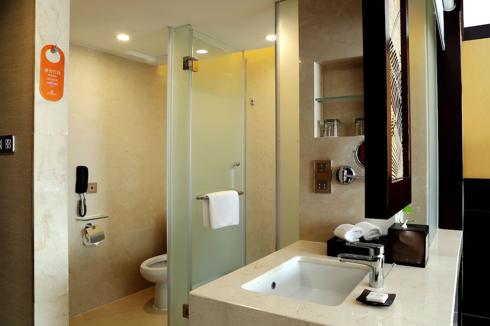 Baohua Harbour View Hotel 34/34