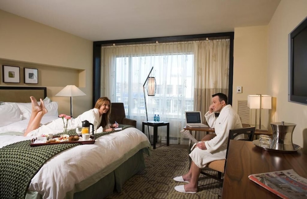 Ballys Evansville Casino And Hotel 23/59