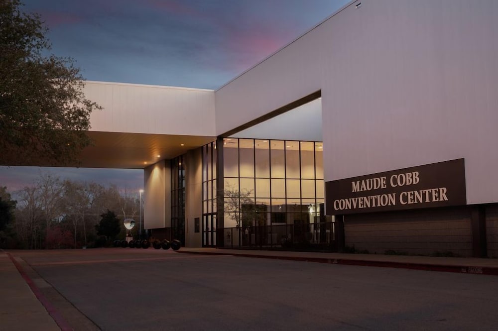 Wingate by Wyndham Longview North 47/48