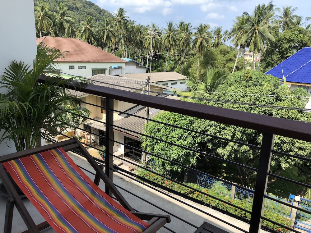 Crystal Lamai Hotel 5/50