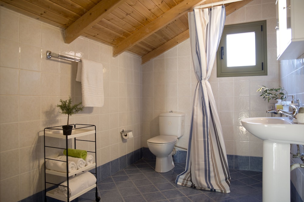 Agrotospita Country Houses 46/50