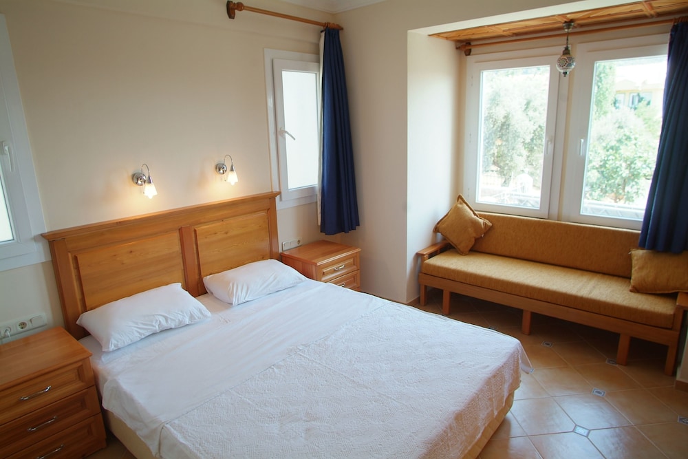 شقة بسريرين منفصلين بغرفتي نوم مع أريكة، Sea Breeze Hotel And Apartments 3/10