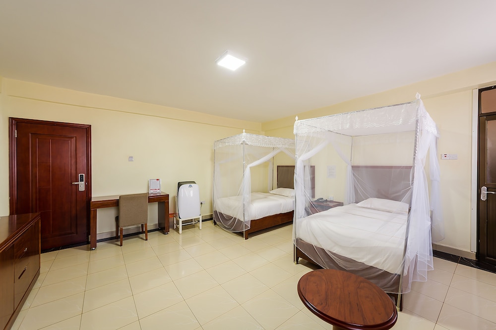 Igar Plaza Hotel 7/42