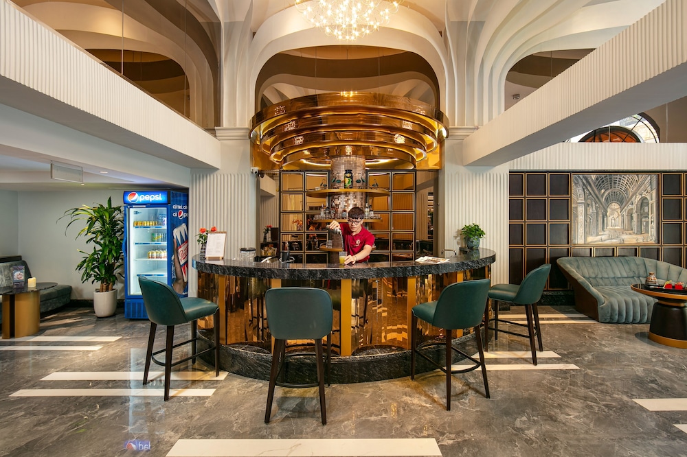 May de Ville Old Quarter Hotel 43/50