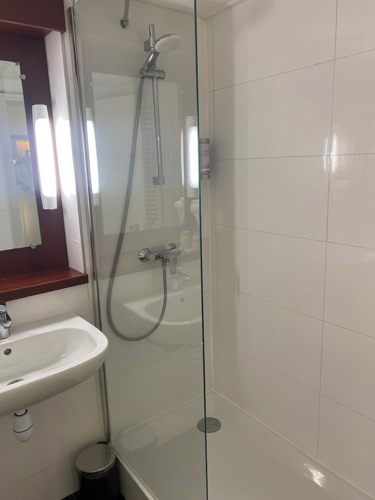 Comfort, Twin Beds, Hotel Acadie Orly Morangis 7/9