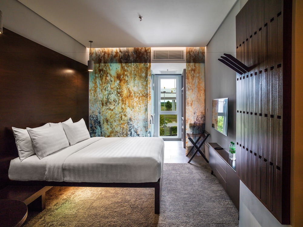 Tune Hotel Klia2 25/61